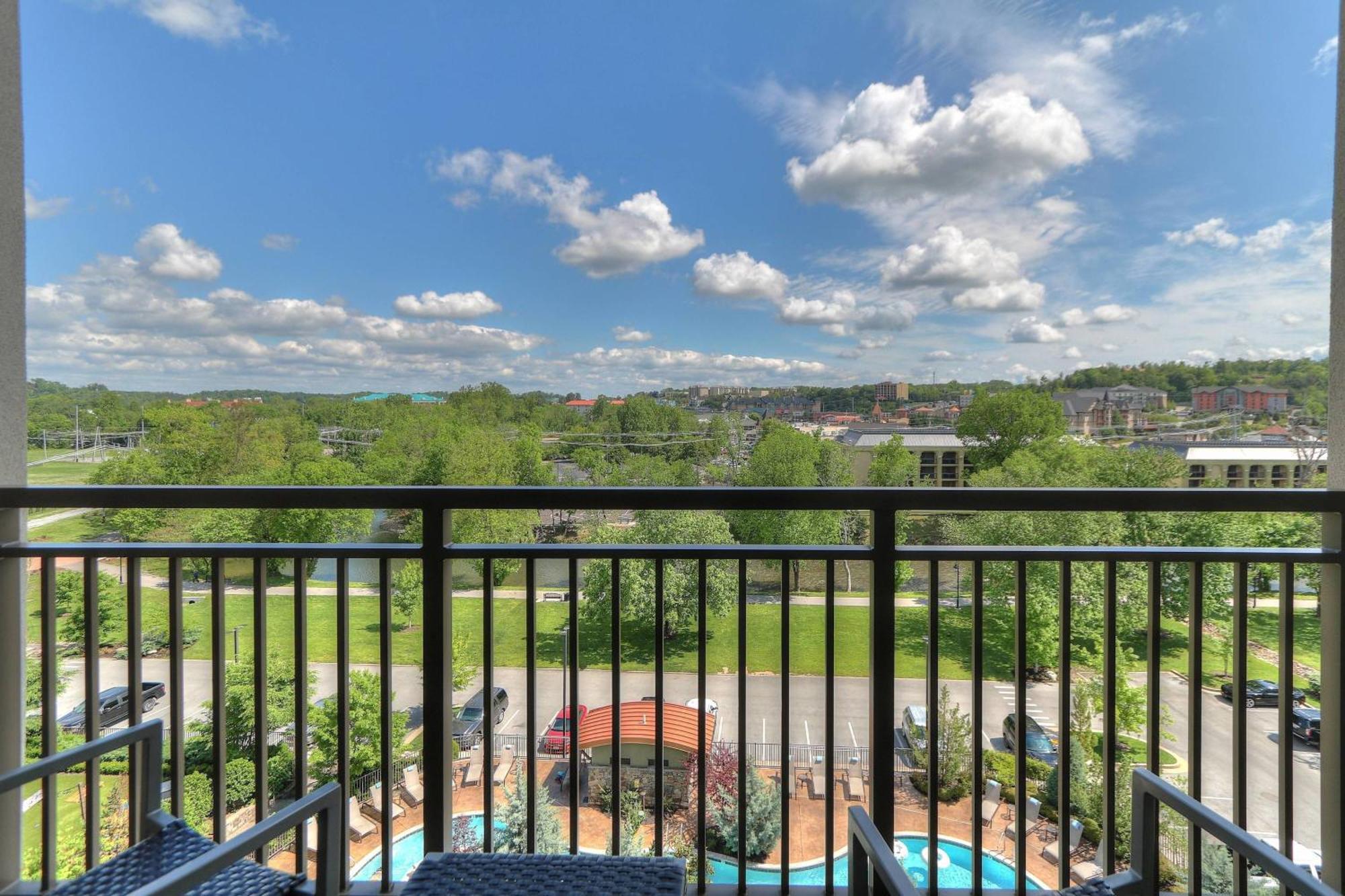 Courtyard By Marriott Pigeon Forge Hotel Exterior photo