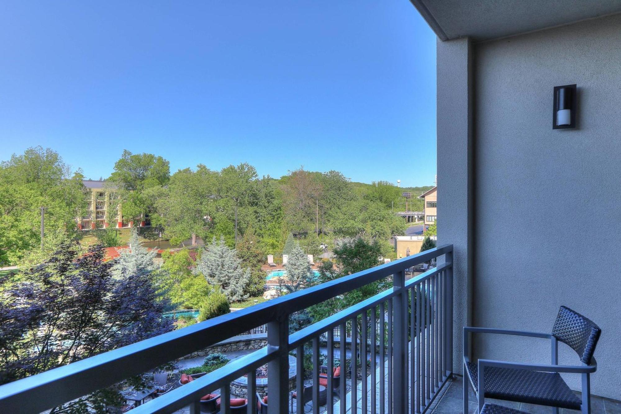 Courtyard By Marriott Pigeon Forge Hotel Exterior photo