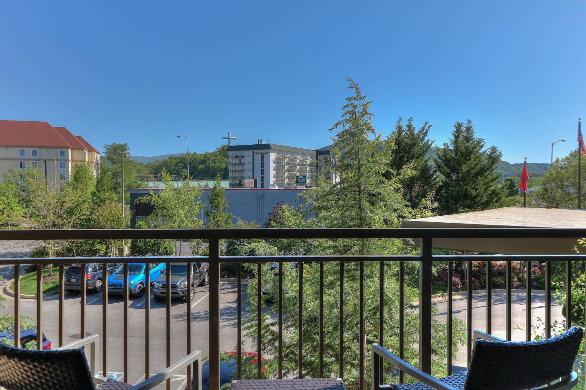 Courtyard By Marriott Pigeon Forge Hotel Exterior photo